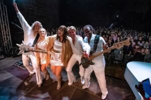 4 Swedes Tribute - Abba - Review