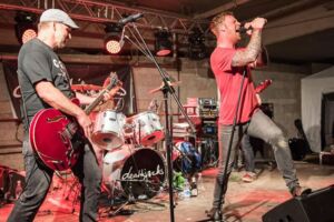 Deathjocks Abschieds-show - support: Yass + Prying Eyes