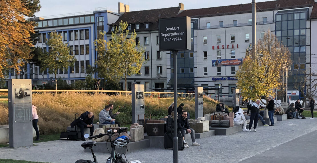 fuhrung-am-denkort-deportationen-1941-1944-am-hauptbahnhof