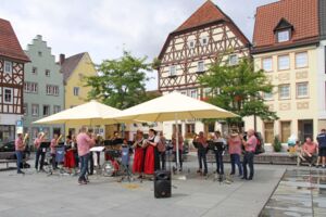 Standkonzert mit den Wülfershäuser Musikanten