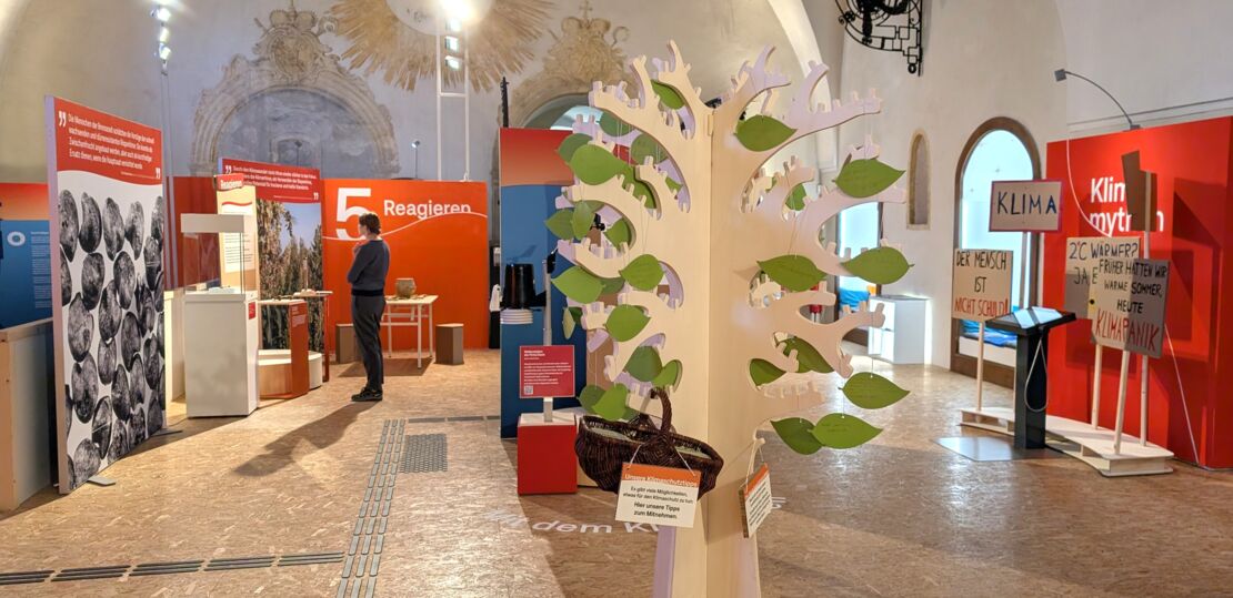 kuratorenfuhrung-mit-benjamin-spies-zur-sonderausstellung-geht-grad-so-klima-in-unterfranken