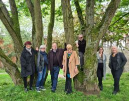 Poesie unter dem Nussbaum