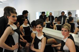 The Schogettes - Support: The KEES