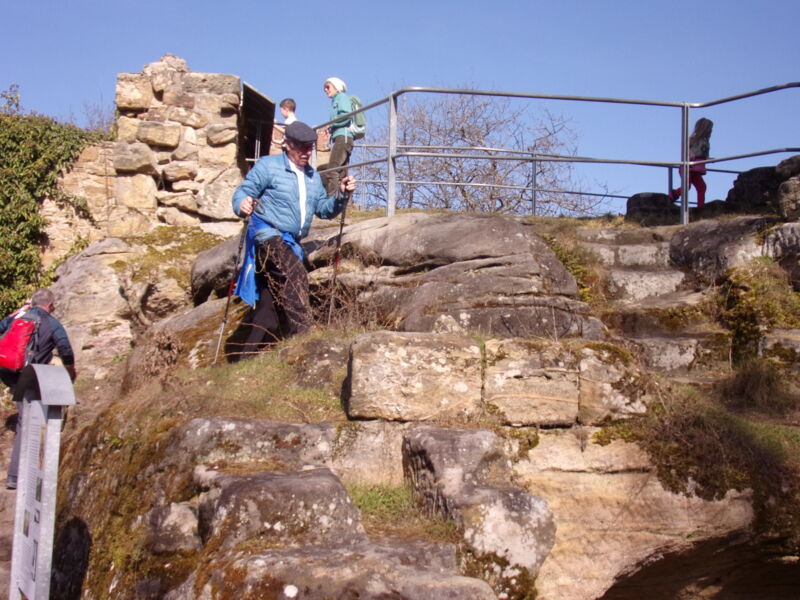 wanderung-zur-burgruine-schmachtenberg