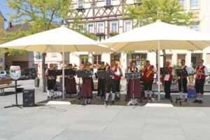 Standkonzert mit der Trachtenkapelle Unterweißenbrunn