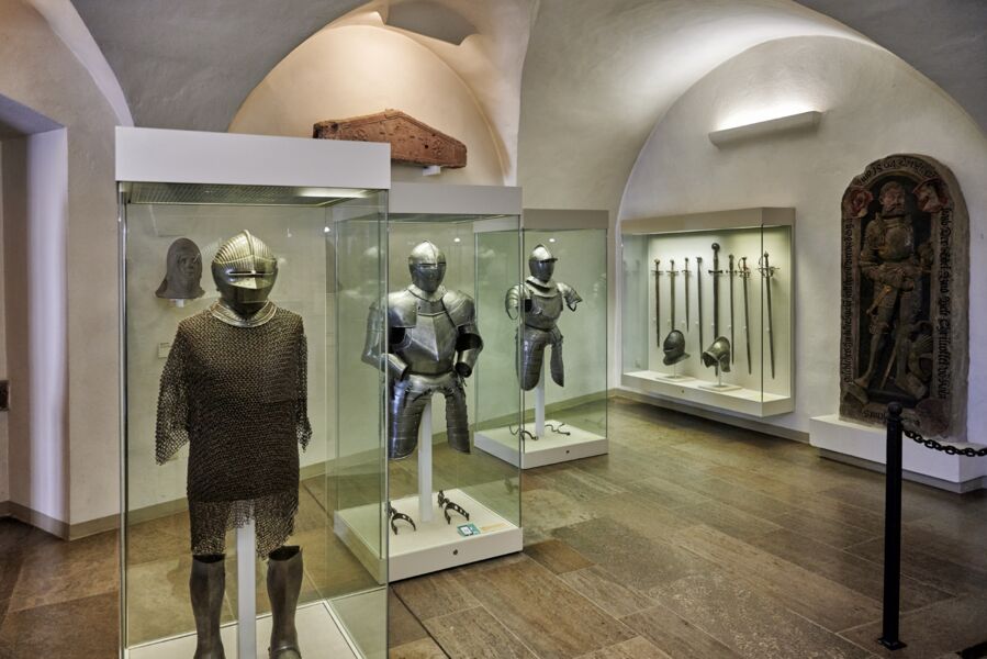 ferien-familienfuhrung-festung-und-ritter