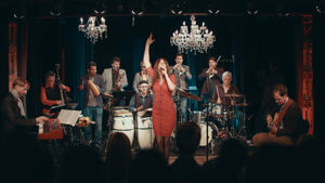 Margarita Gonzalez & Los Cucara-cha-cha