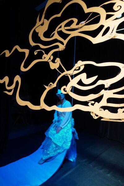 das-sonnenkind-zwischen-wolken-und-wellen