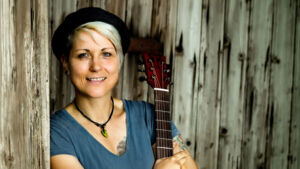 STEFFI LIST & MAD BOB 