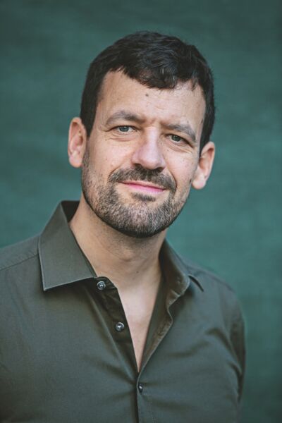 die-wurzburger-lesebuhne-mit-ihrem-neuen-fruhjahrsprogramm