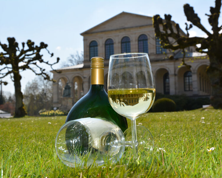 sommer-weinfest-des-weinguts-hummler-im-staatsbad-bad-bruckenau