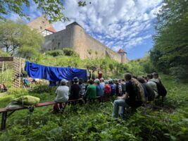 Europatag auf Burg Grumbach und Eröffnung Archäobotanischer Garten