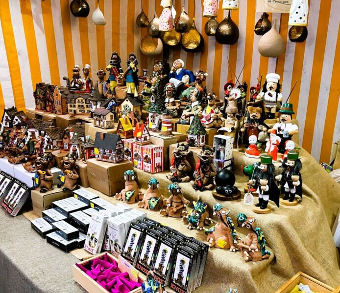 vorweihnachtlicher-markt-im-schloss-sulzheim