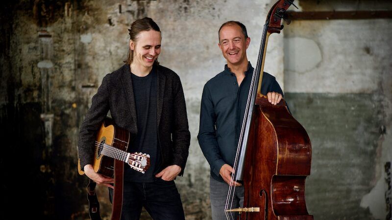 duo-aleksi-rajala-und-florian-dohrmann-sanaton-finnish-melancholy-and-spanish-expressionism