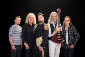 We Rock Queen - Best of Queen - The Show goes on